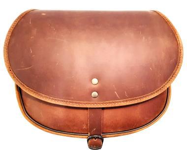 Bőr patkó táska barna bőr, előzsebbel és sörétes patron tartóval